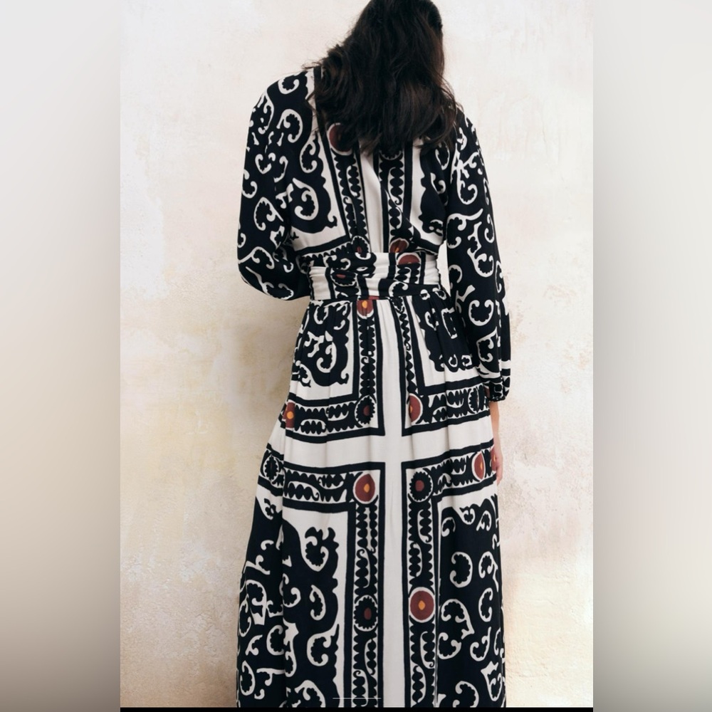 Zara Printed Wrap Dress SMALL NWT - Picture 3 of 7